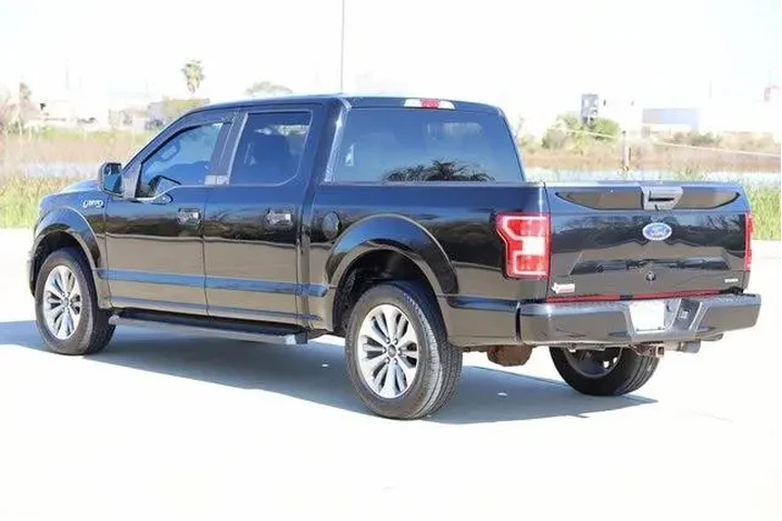 $18388 : Ford F-150 2018 4x2 XL 4dr S image 6