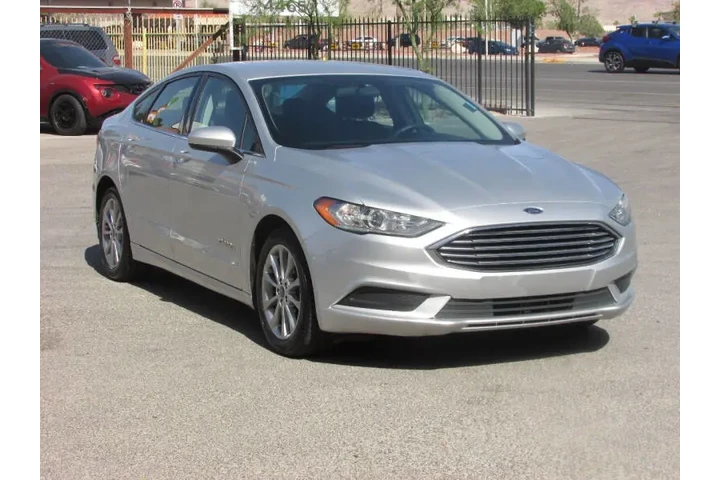 $9995 : 2017 Fusion Hybrid SE image 1