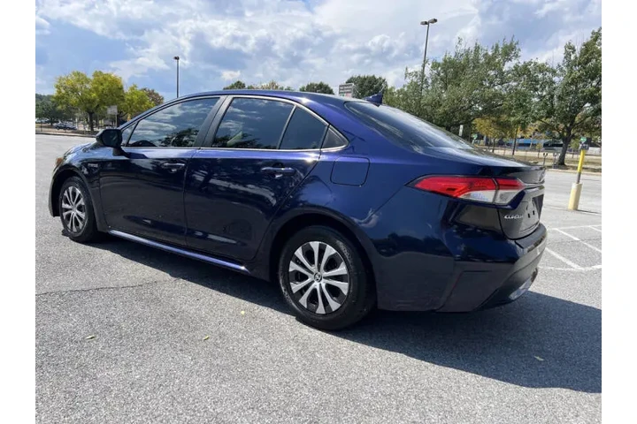 $16900 : 2020 Corolla Hybrid LE image 5