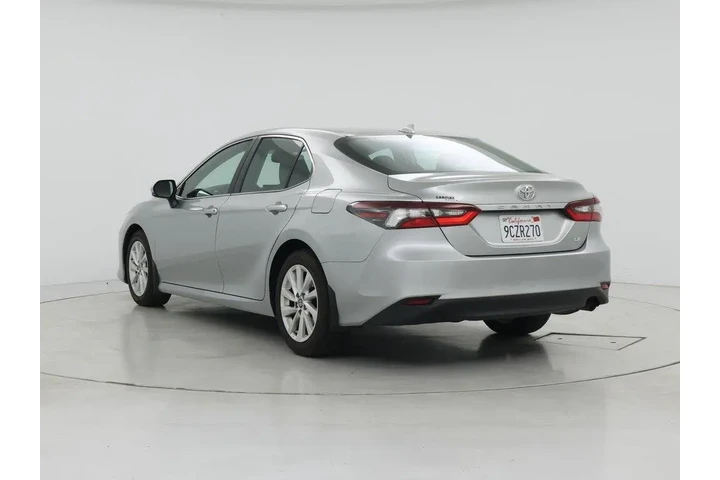 $24998 : Toyota Camry 2023 LE 4dr Sed image 2