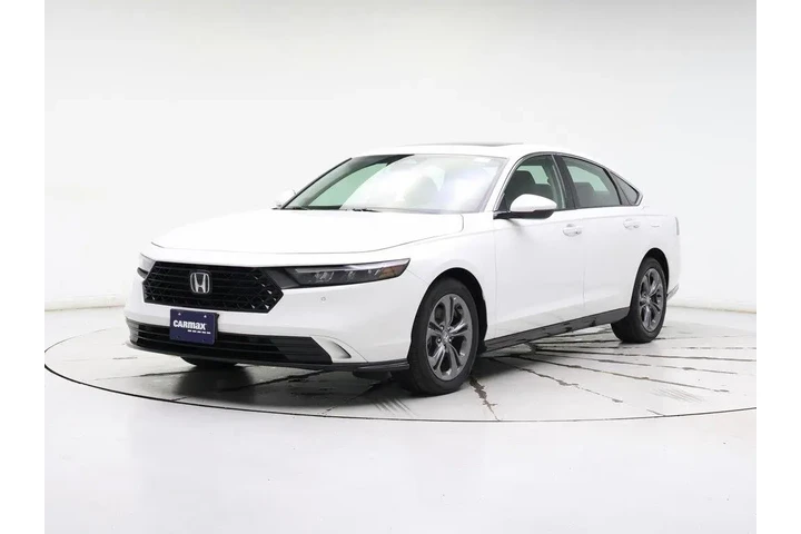 $28998 : Honda Accord Hybrid 2023 EX- image 4