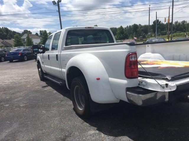 2014 F-350 Super Duty Lariat image 5