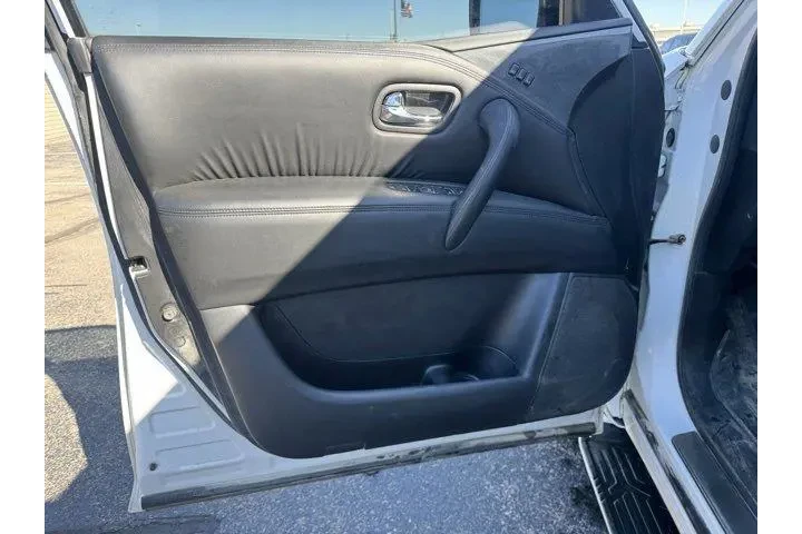 $25982 : Nissan Armada 2021 4x4 SL 4d image 9