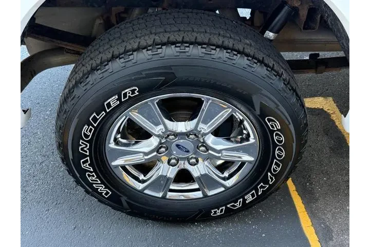 $23997 : Ford F-150 2015 4x4 Platinum image 7