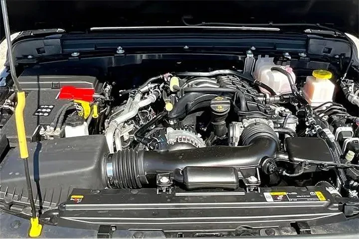 $29981 : Jeep Gladiator 2023 4x4 Spor image 9