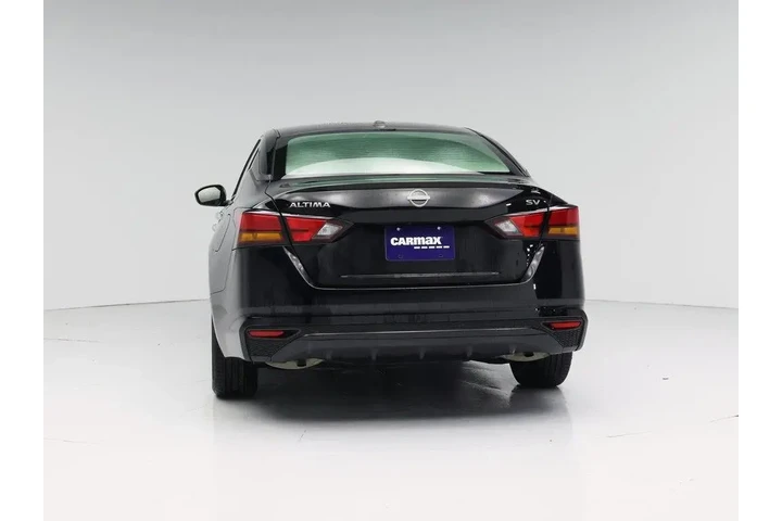 $21998 : Nissan Altima 2023 2.5 SV 4d image 6