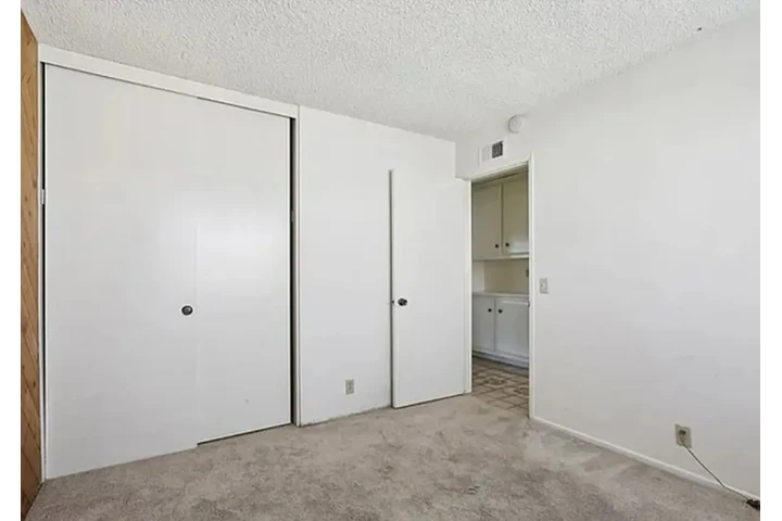 $2500 : 3 Bedroom Home In Inglewood image 7