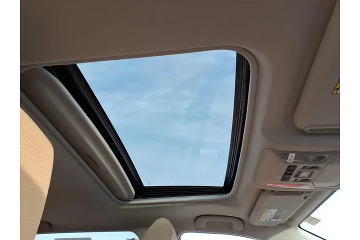 $29269 : Toyota RAV4 Hybrid 2022 AWD image 6