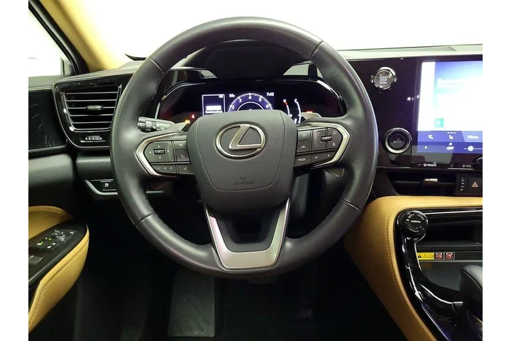 $39998 : Lexus NX 250 2025 4dr Crosso image 9