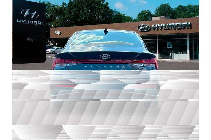 $21295 : Hyundai ELANTRA 2024 Limited image 6