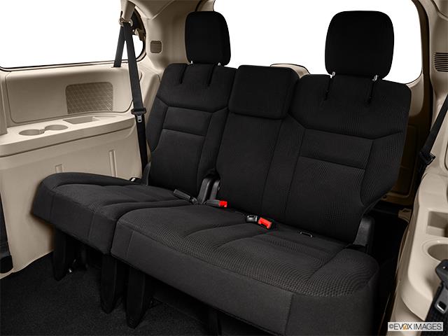 2016 Grand Caravan image 6