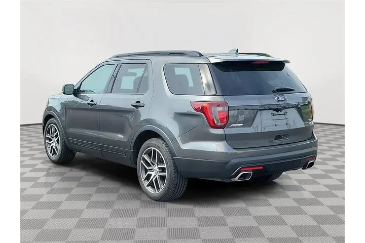 $15930 : Ford Explorer 2017 AWD Sport image 3