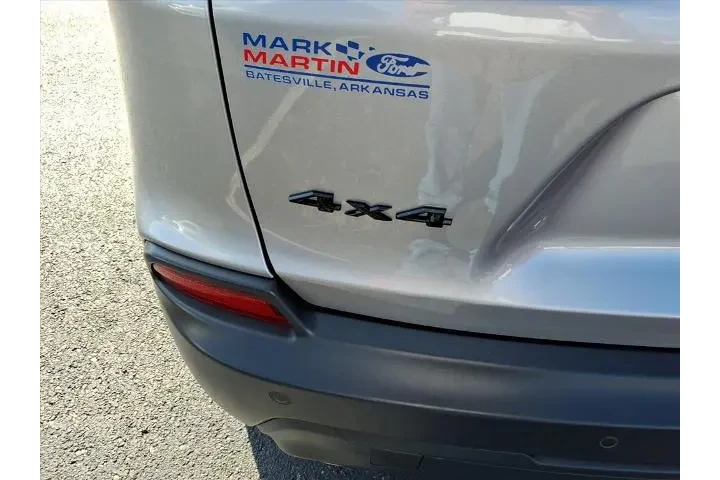 $16995 : Jeep Cherokee 2019 4x4 Latit image 5