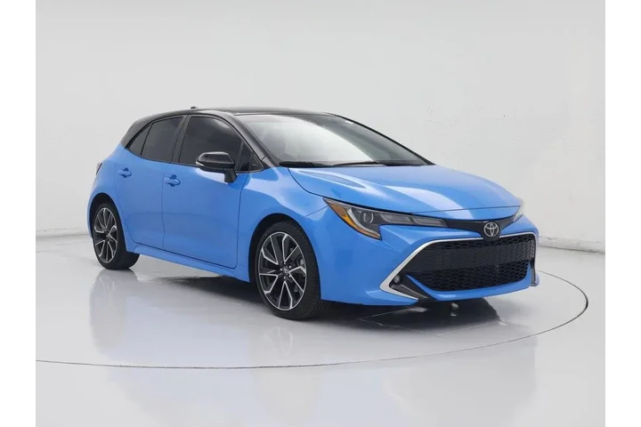 $22998 : Toyota Corolla Hatchback 202 image 1
