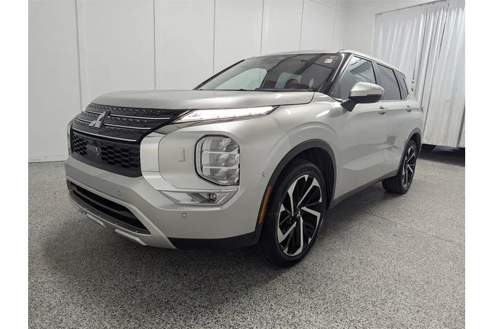 $23997 : Mitsubishi Outlander 2023 AW image 5