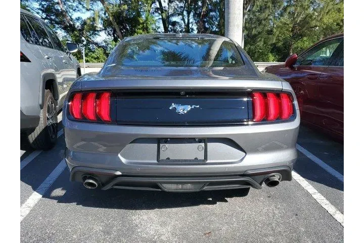 Ford Mustang 2023 EcoBoost 2 image 5