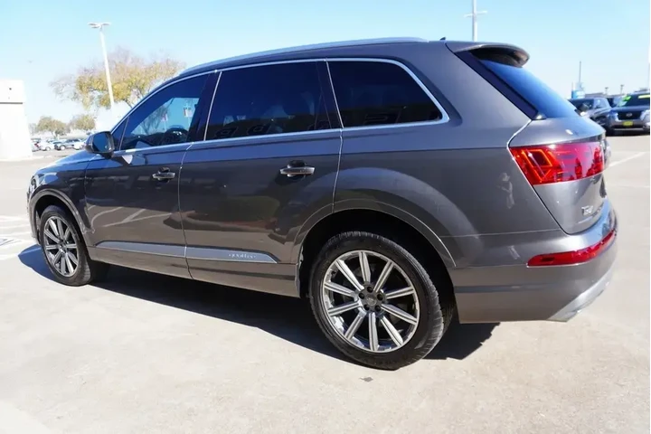 $18788 : Audi Q7 2018 AWD 2.0T quattr image 3