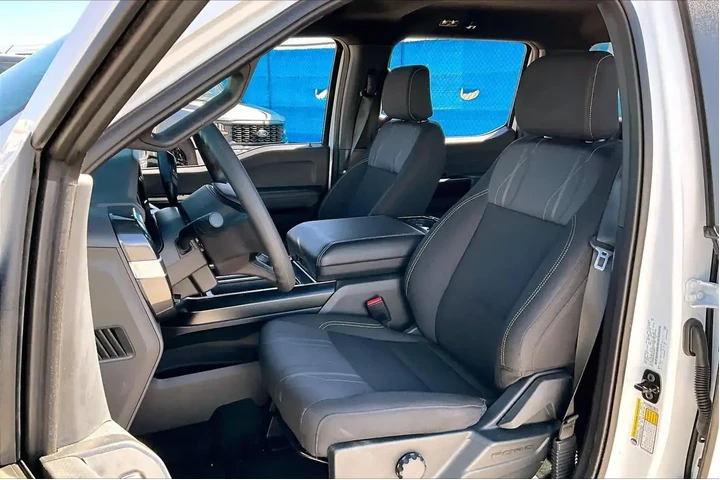 $38949 : Ford F-150 2025 4x2 STX 4dr image 8