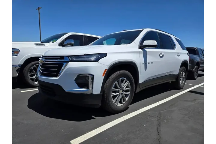 $32991 : Chevrolet Traverse 2023 LT C image 2