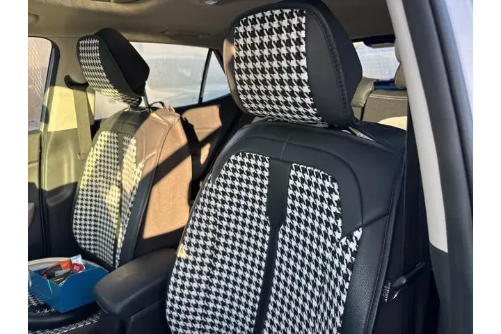 $19500 : Hyundai VENUE 2024 SEL 4dr C image 6