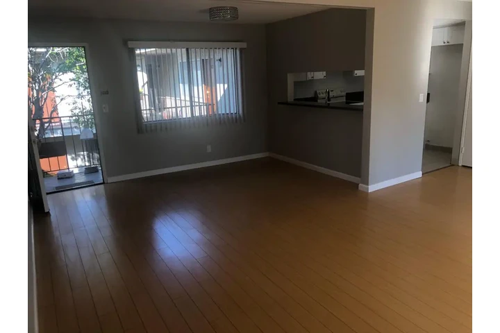 $1050 : San Gabriel comodidad inmejora image 6