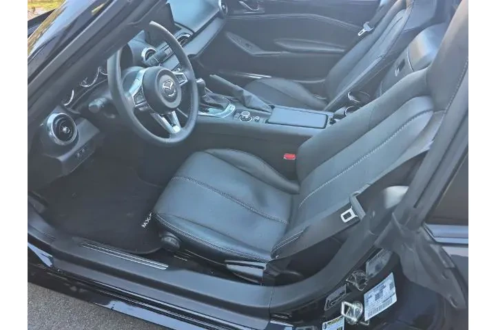 $30499 : Mazda MX-5 Miata RF 2023 Gra image 10