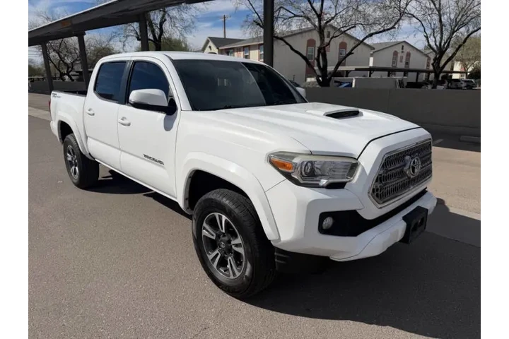 $19995 : 2017 Tacoma TRD Sport image 8