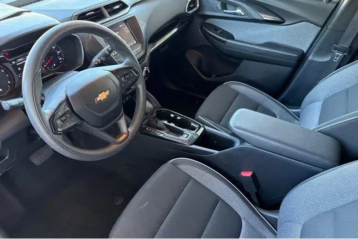 $15949 : Chevrolet Trailblazer 2022 L image 5