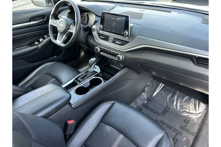 $18288 : Nissan Altima 2023 2.5 SR 4d image 8