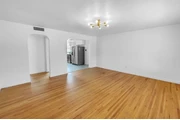 $900 : 2 bedroom 1 bathroom house ren thumbnail