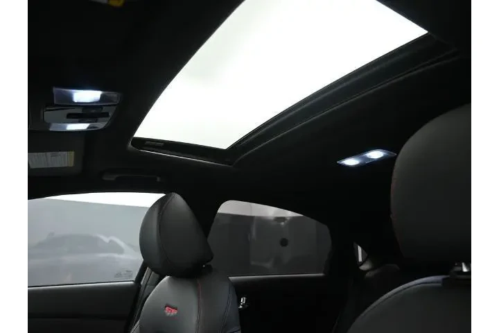 $21244 : Kia Forte 2024 GT 4dr Sedan image 10