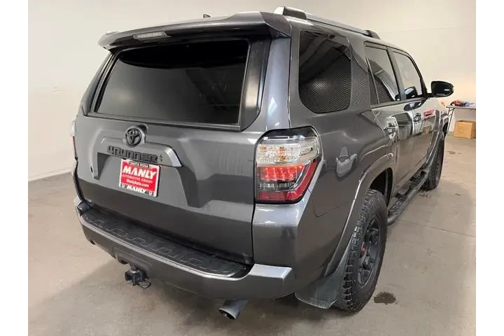 $36985 : Toyota 4Runner 2023 4x2 SR5 image 3