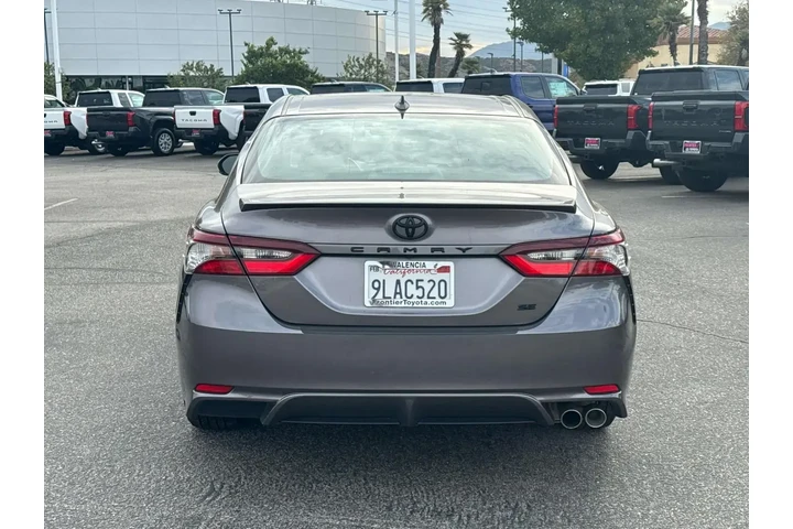 $27250 : Toyota Camry 2024 SE 4dr Sed image 4