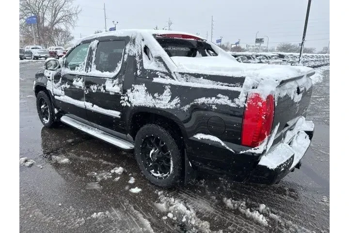 $13000 : Cadillac Escalade EXT 2011 A image 5