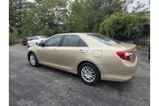 $8800 : 2012 Camry SE thumbnail