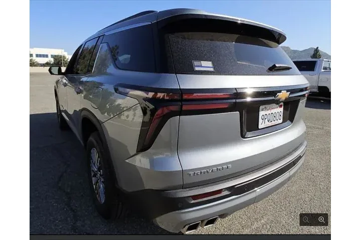 $34591 : Chevrolet Traverse 2024 LT 4 image 2
