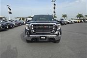 $44785 : 2021 GMC Sierra 1500 SLT thumbnail