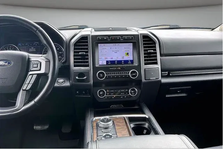 $38000 : Ford Expedition 2020 4x4 Pla image 9