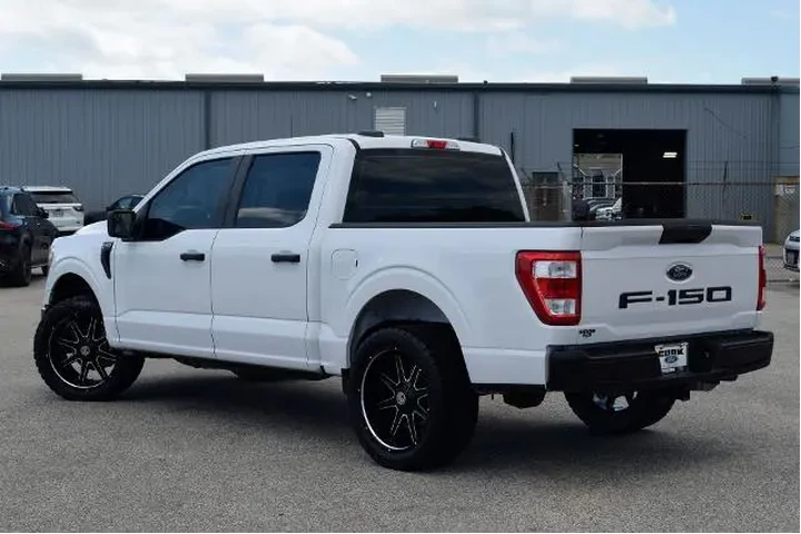 $25783 : Ford F-150 2021 4x2 Platinum image 4