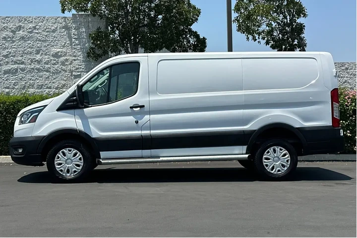 $29995 : Ford Transit 2023 250 3dr LW image 7