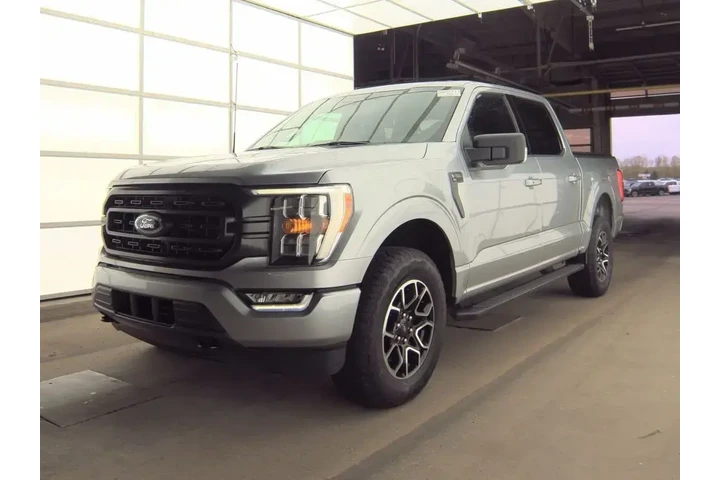 $36898 : Ford F-150 2023 4x4 XL 4dr S image 1