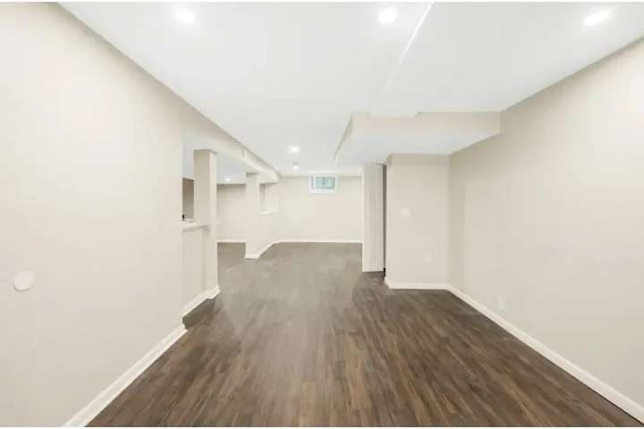 $1600 : Low income house for rent image 8