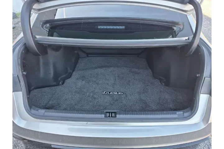 $30988 : Lexus IS 350 2021 F SPORT 4d image 9