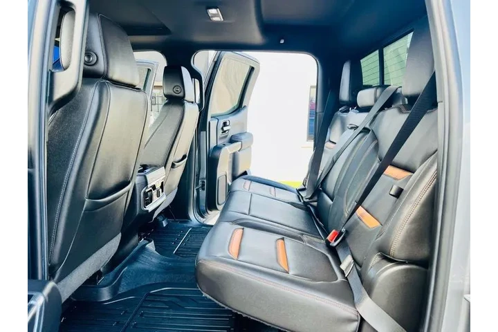 $32995 : 2019 GMC Sierra 1500 AT4 Crew image 9