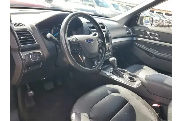 $16590 : Ford Explorer 2018 XLT 4dr S image 9