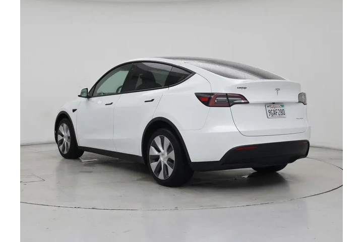 $39998 : Tesla Model Y 2023 AWD Long image 2