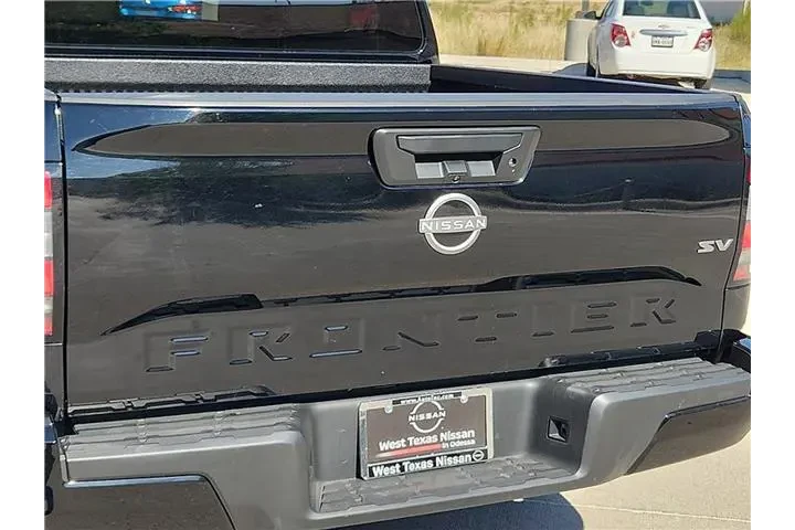 $37590 : Nissan Frontier 2024 4x2 S 4 image 8