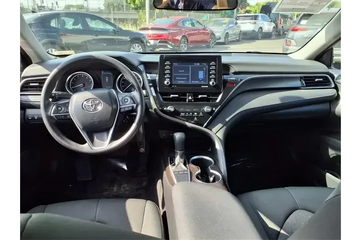 $21850 : Toyota Camry 2024 LE 4dr Sed image 10
