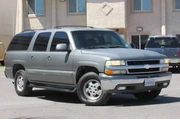$4995 : 2002 Suburban 1500 LT thumbnail