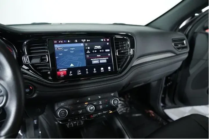 $30779 : Dodge Durango 2022 AWD GT 4d image 8